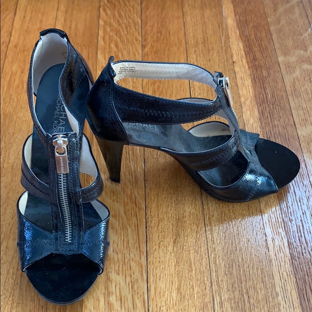 Black Patent Leather Michael Kors Berkeley T-Strap